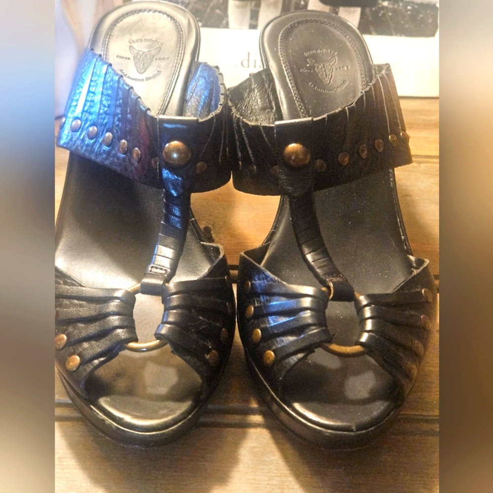 FAB FRYE PLATFORM SANDALS!STUDS,BRAIDS,ALL LEATHER,MADE2 LAST.STYLE,FORM~EUC!!!